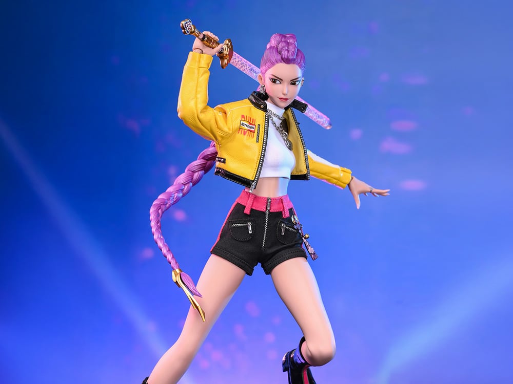 C rumi⭐︎ KPop Demon Hunters TMS176 Rumi 1/6th Scale Collectible Figure