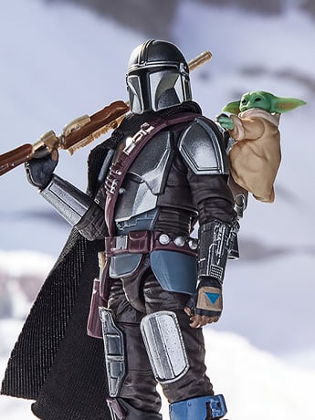 Star Wars: The Vintage Collection The Mandalorian and Grogu (The Mandalorian and Grogu) Deluxe Action Figure Gallery Image 2