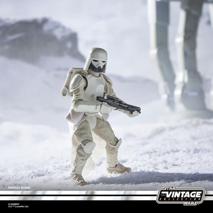 Star Wars: The Vintage Collection Imperial Remnant Snowtrooper (The Mandalorian and Grogu) Action Figure Gallery Image 3