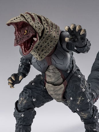 Ultraman Tiga S.H.Figuarts Golza (30th Anniversary Edition) Action Figure Gallery Image 2