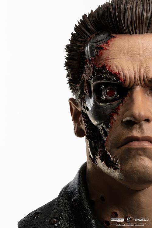 Terminator 2: Judgement Day T-800 Model 101 (Battle Damaged) 1/1 Scale Limited Edition Art Mask Gallery Image 29
