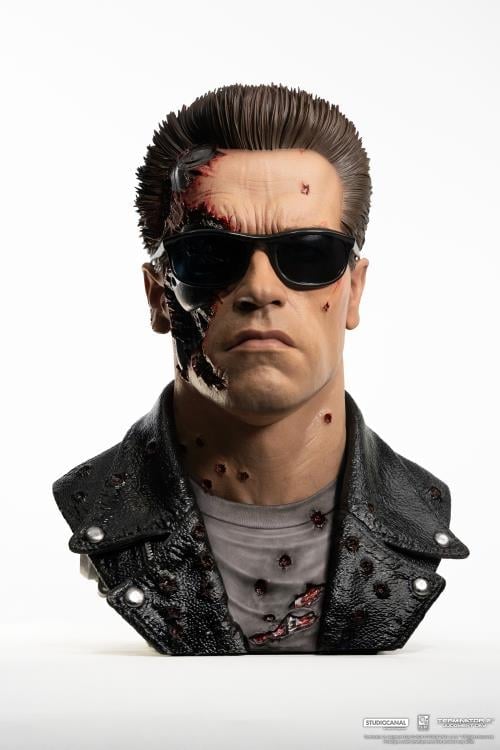 Terminator 2: Judgement Day T-800 Model 101 (Battle Damaged) 1/1 Scale Limited Edition Art Mask Gallery Image 17