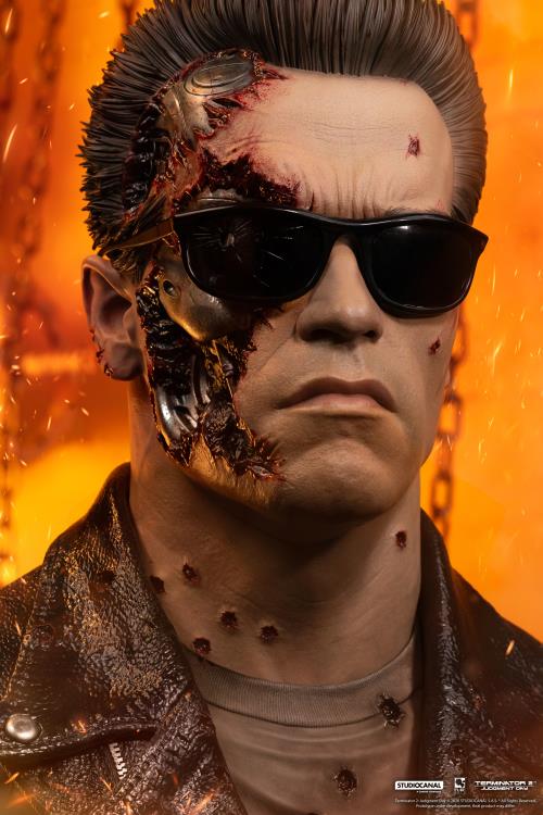 Terminator 2: Judgement Day T-800 Model 101 (Battle Damaged) 1/1 Scale Limited Edition Art Mask Gallery Image 8