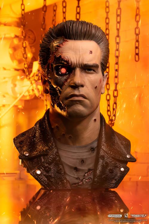 Terminator 2: Judgement Day T-800 Model 101 (Battle Damaged) 1/1 Scale Limited Edition Art Mask Gallery Image 3