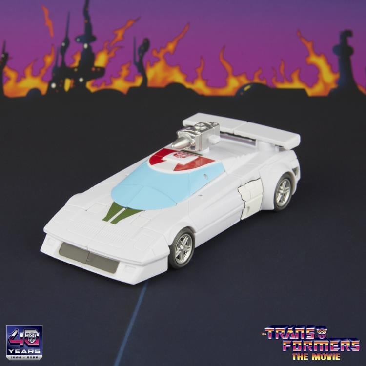 The Transformers: The Movie Studio Series 86 Deluxe Class Wheeljack Action Figure Gallery Image 11
