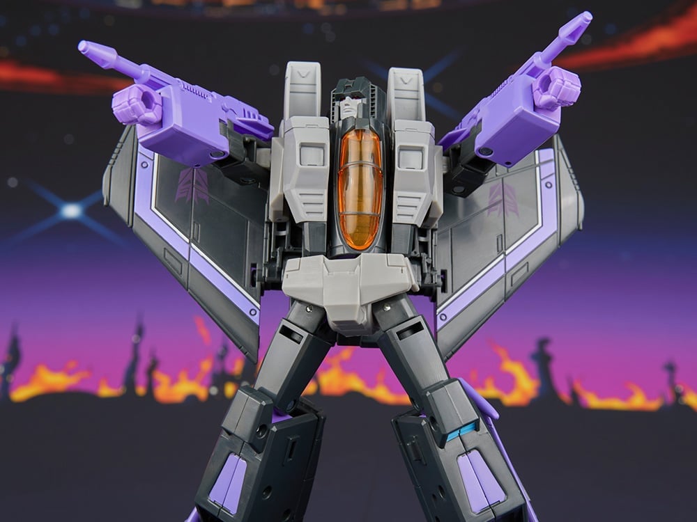 The Transformers: The Movie Studio Series 86 Voyager Class Skywarp Action Figure Gallery Image 1
