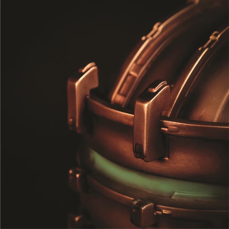 Dead Space Isaac Clarke Helmet Limited Edition Scaled Replica Gallery Image 7