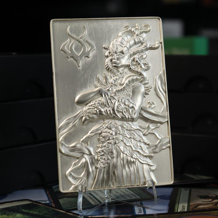 Magic: The Gathering Vraska Limited Edition .999 Silver-Plated Metal Card Gallery Image 3