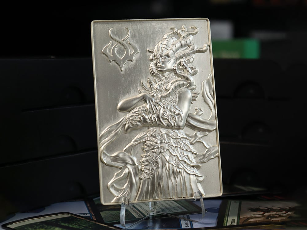 Magic: The Gathering Vraska Limited Edition .999 Silver-Plated Metal Card Gallery Image 1