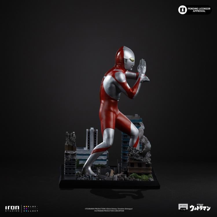 Ultraman 1/10 Art Scale Statue Gallery Image 7