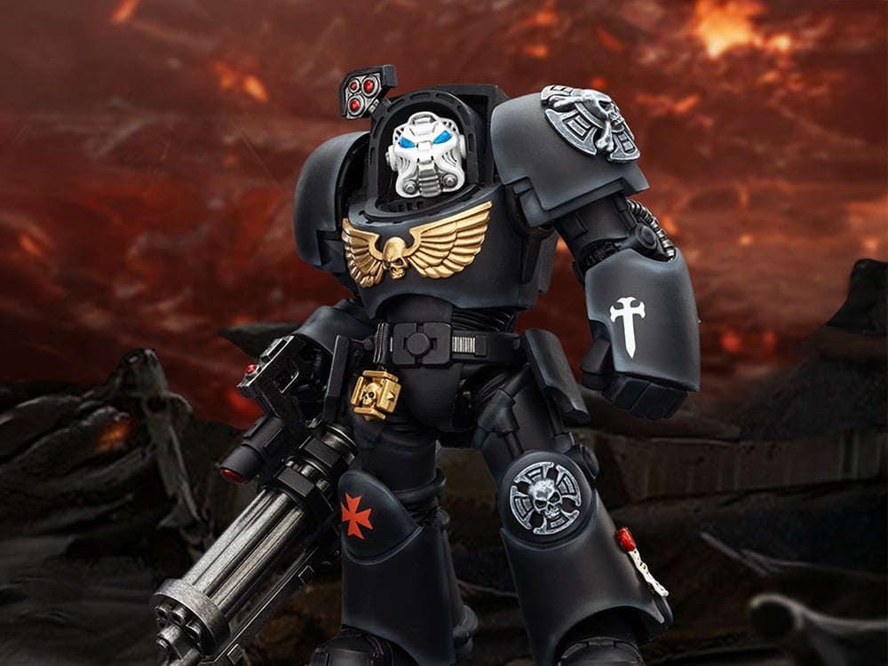 Warhammer 40,000 Black Templars Terminator (Ver. 3) with Power Fist and Assault Cannon 1/18 Scale Action Figure Gallery Image 1