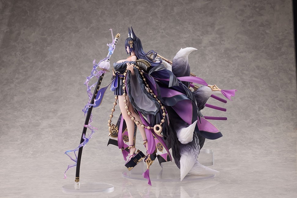 Azur Lane Musashi (Deluxe Ver.) 1/7 Scale Figure