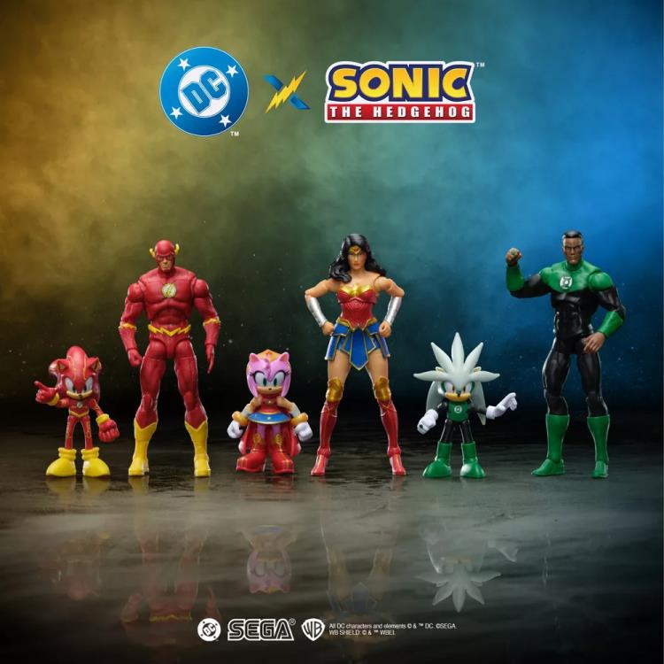DC Comics x Sonic the Hedgehog Amy & Wonder Woman Action Figure Two-Pack Gallery Image 5