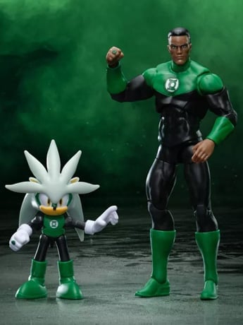DC Comics x Sonic the Hedgehog Silver & Green Lantern Action Figure Two-Pack Gallery Image 2