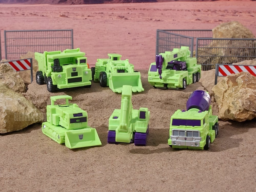 The Transformers: The Movie Studio Series Constructicons Set of 6 Combiner Figures Gallery Image 6