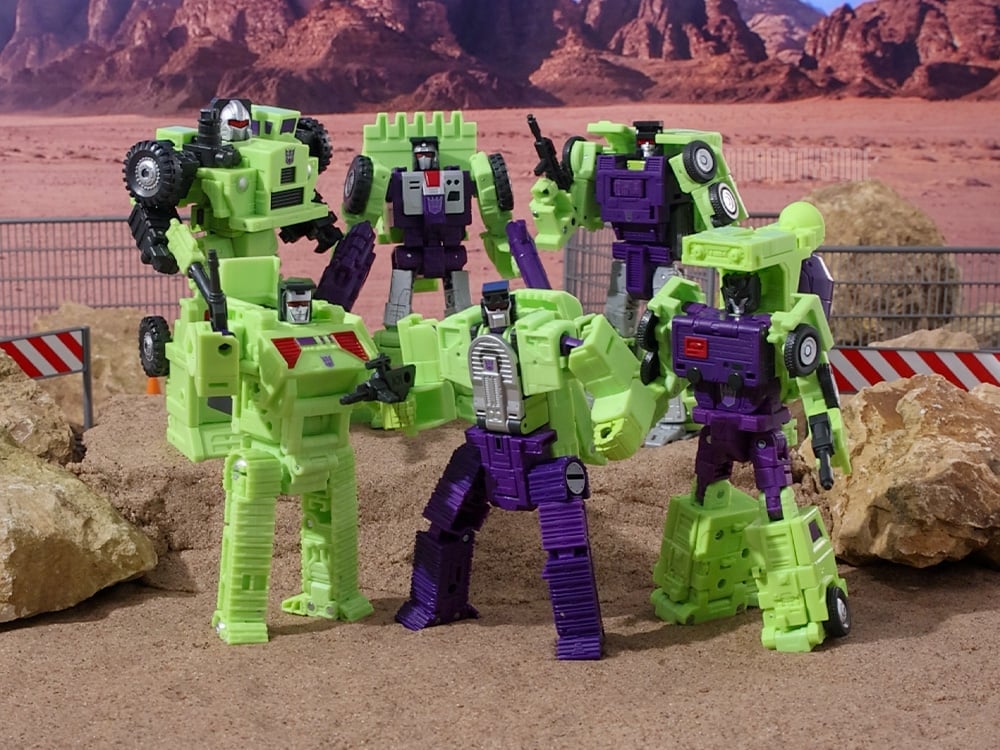The Transformers: The Movie Studio Series Constructicons Set of 6 Combiner Figures Gallery Image 4
