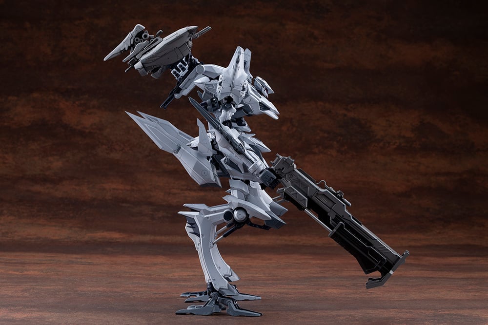 Armored Core V.I.O.S. Schneider Nachtreiher/40E Close-Quarters Assault Type Model Kit Gallery Image 8