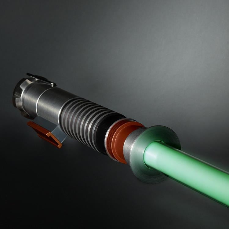 Star Wars: The Black Series Luke Skywalker (Return of the Jedi) Force FX Lightsaber Gallery Image 4