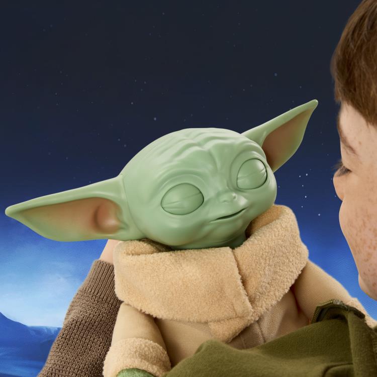 Star Wars: The Mandalorian and Grogu Action Buddy Grogu Figure Gallery Image 5