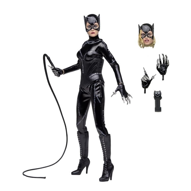 Batman Returns Catwoman 8" Clothed Action Figure Gallery Image 10