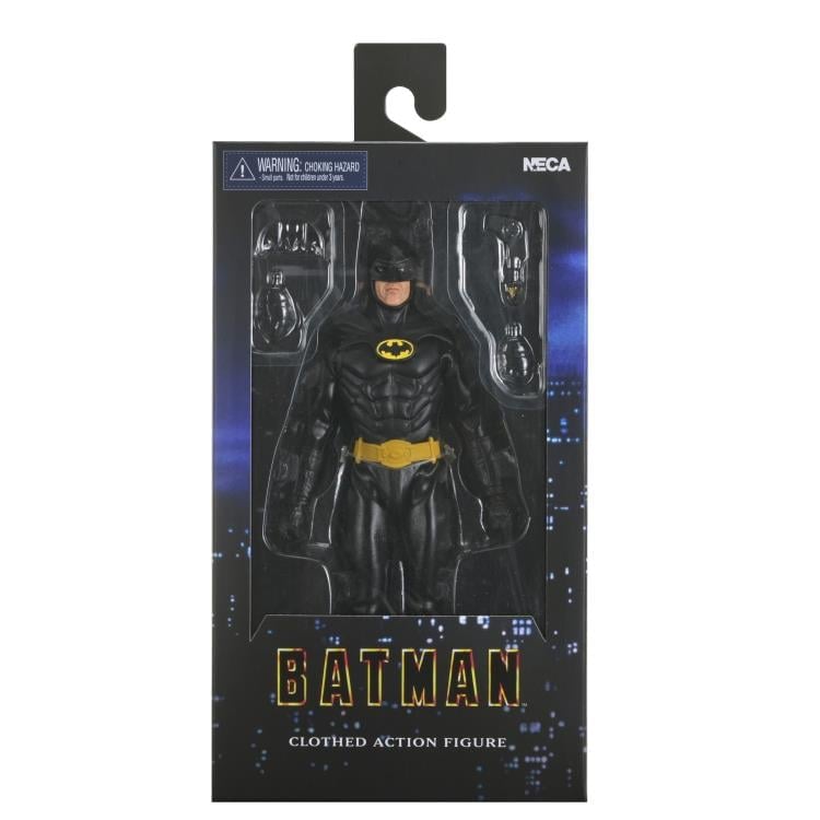 Batman (1989) Batman 8" Clothed Action Figure Gallery Image 12