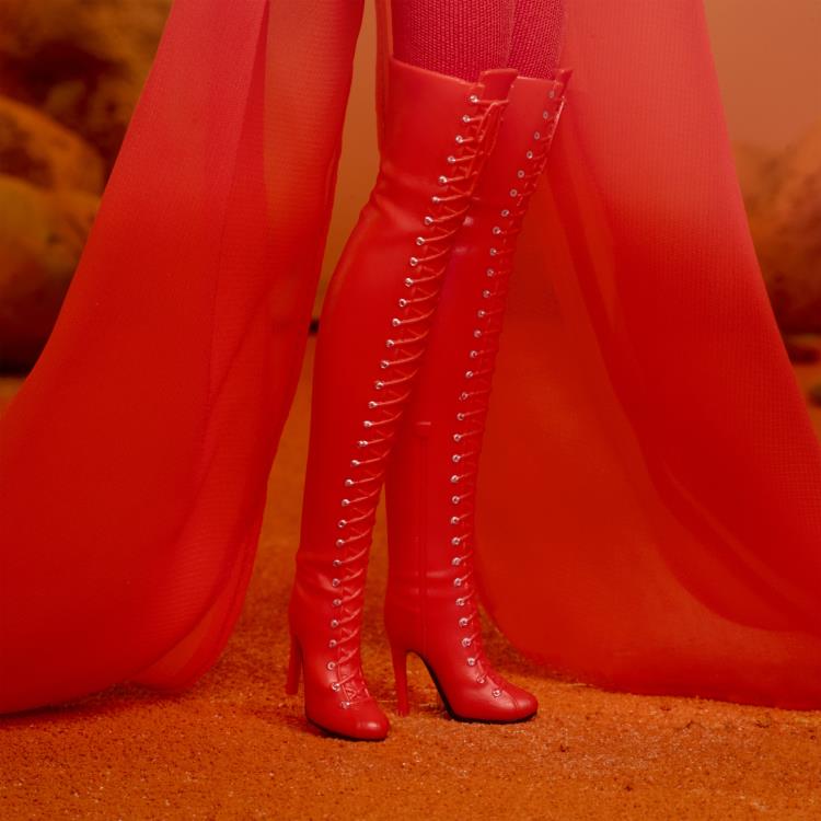 Barbie Signature Music Series Kylie Minogue Doll Gallery Image 9