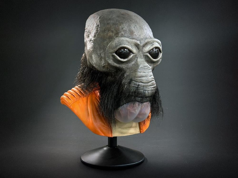 Star Wars: A New Hope Walrus Man (Ben Burtt Signature Edition) Life-Sized Limited Editon Bust Gallery Image 1
