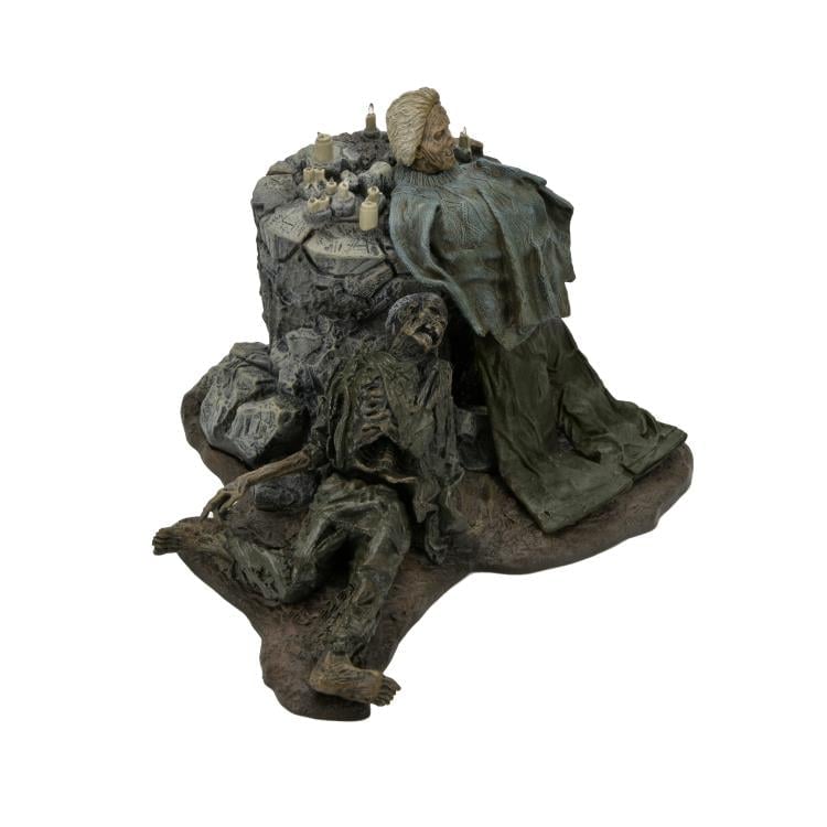 Friday the 13th: The Game Pamela Shrine Diorama Gallery Image 11