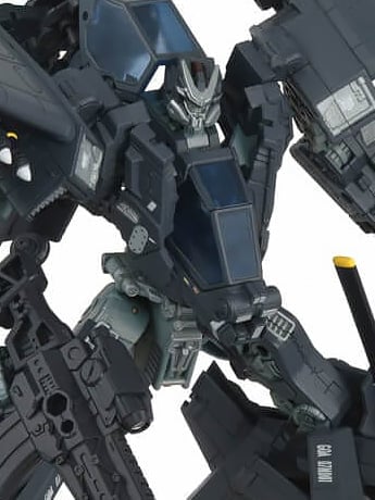 Transformers Overgear OG-02 Blackout Action Figure Gallery Image 2