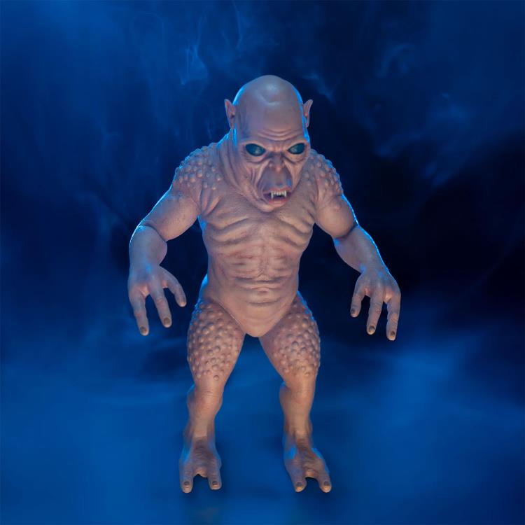 The Gate Minion 1/1 Scale Figure Gallery Image 3