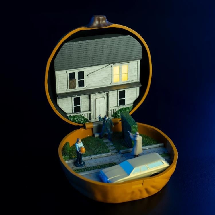 Halloween Micro Maniacs Myers House Pumpkin Playset Gallery Image 4