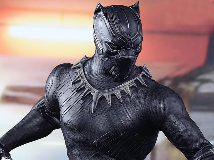 Captain America: Civil War MMS363 Black Panther 1/6th Scale Collectible Figure Gallery Image 1
