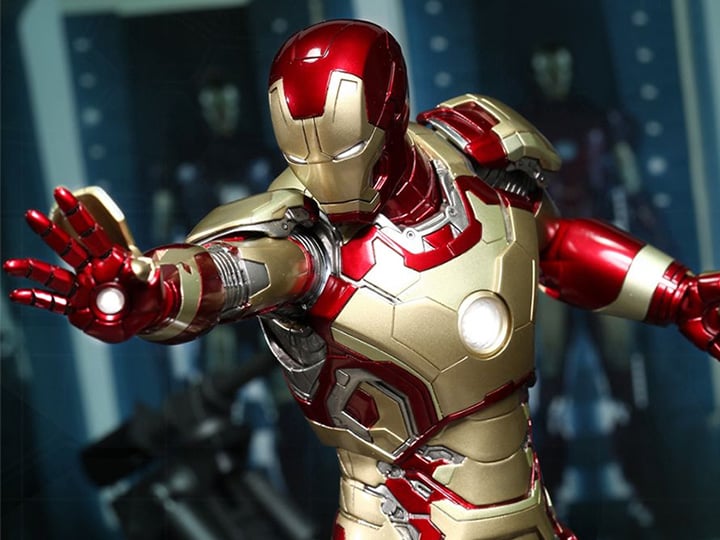Iron Man 3 PPS001 Mark XLII 1/6th Scale Power Pose Collectible Figure Gallery Image 1