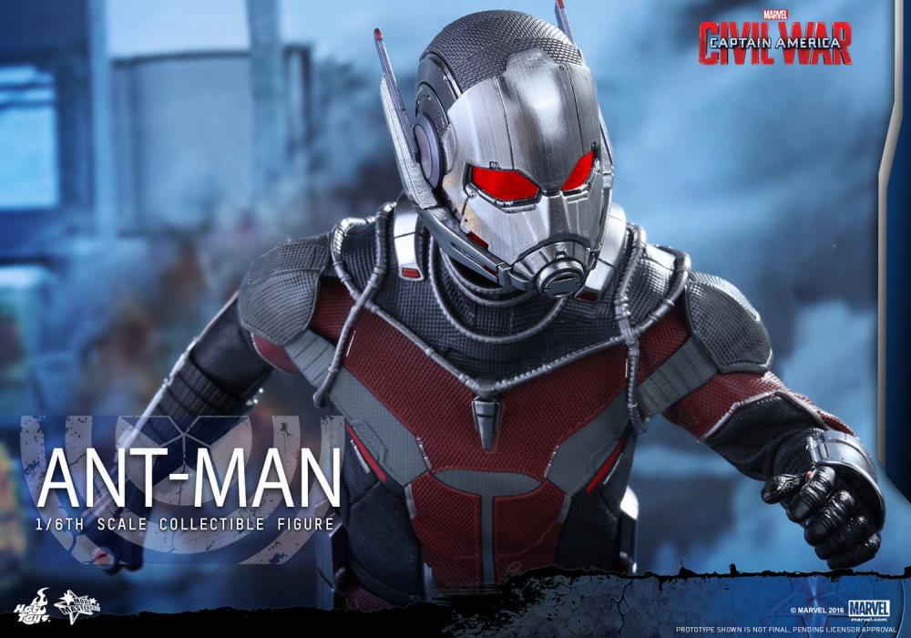 Captain America: Civil War MMS362 Ant-Man 1/6th Scale Collectible Figure Gallery Image 4