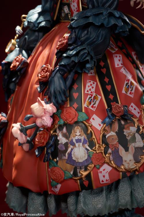 Red Queen and Princess Alice 1/6 Scale Figure Gallery Image 11