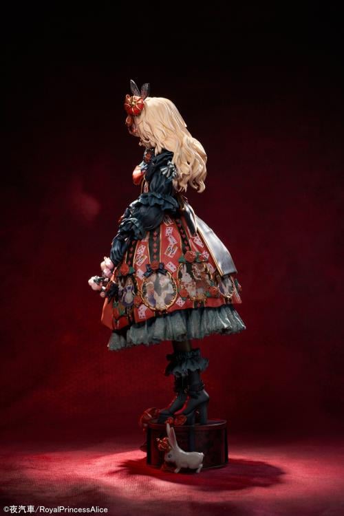 1/6 doll 背景　Alice Red Queen and Princess Alice 1/6 Scale Figure