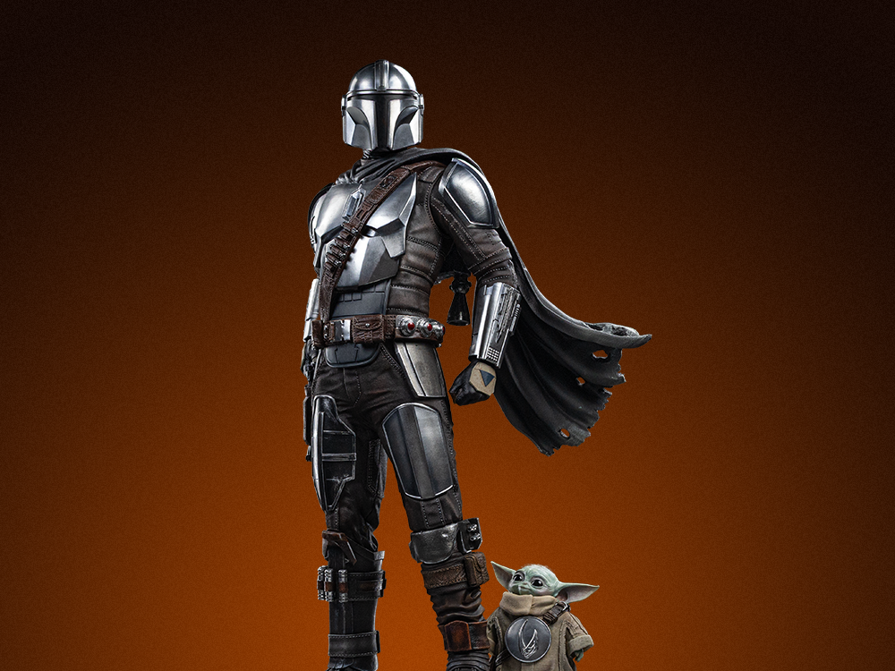 Star Wars: The Mandalorian & Grogu Legacy Replica The Mandalorian