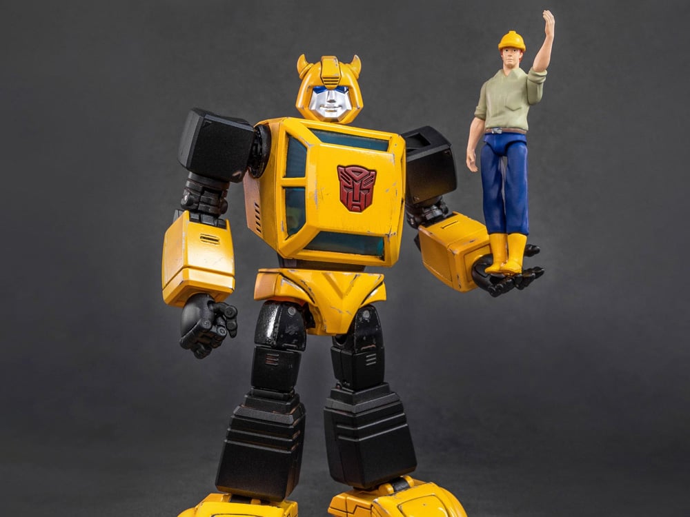 Transformers Generation 1 AMK PRO Bumblebee Model Kit Gallery Image 1