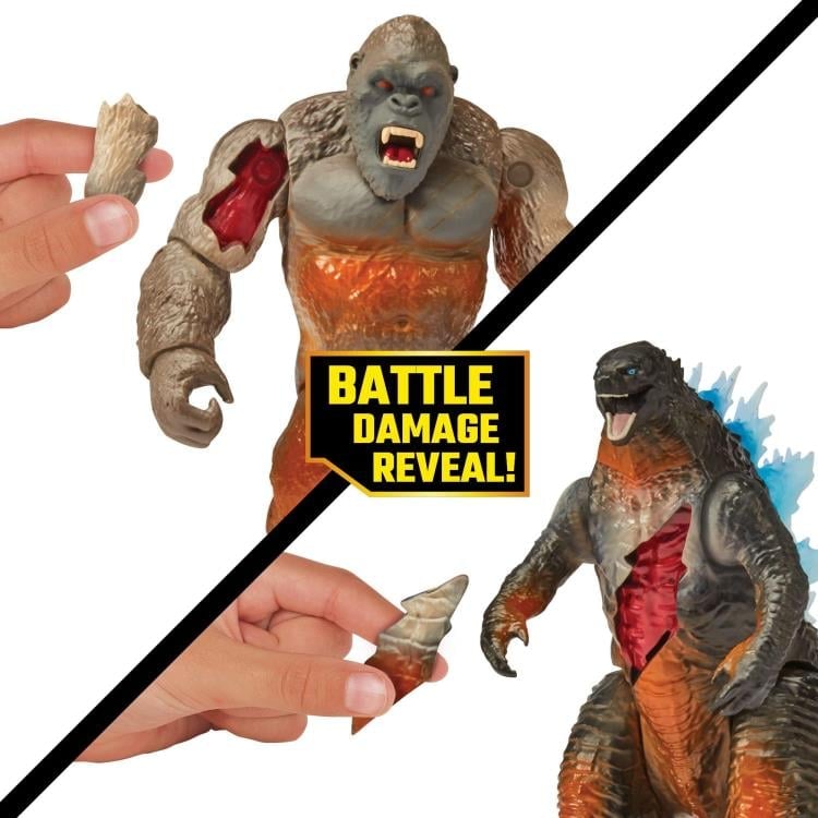 Godzilla vs. Kong MonsterVerse City Battle 6-Inch Action Figures and Diorama Set Gallery Image 5