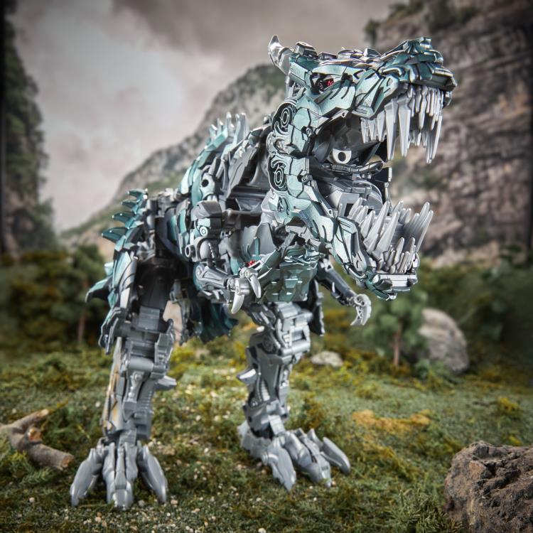 Transformers: Age of Extinction Studio Series Titan Class Grimlock Action Figure Gallery Image 15