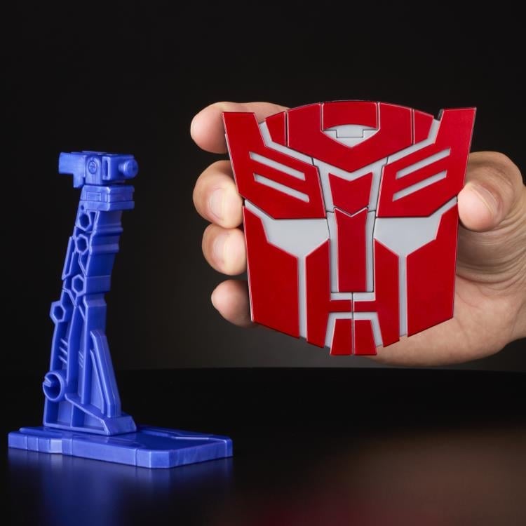 Transformers Icons Autobot Optimus Prime Action Figure Gallery Image 4