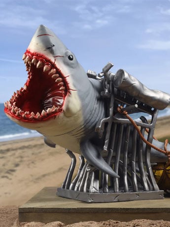 Jaws Vinyl Designer Figure by James Groman (Regular Ver.) Gallery Image 2