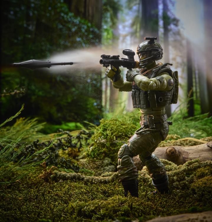 G.I. Joe Classified Series Legacy Collection Action Soldier (Special Forces) Action Figure Gallery Image 10
