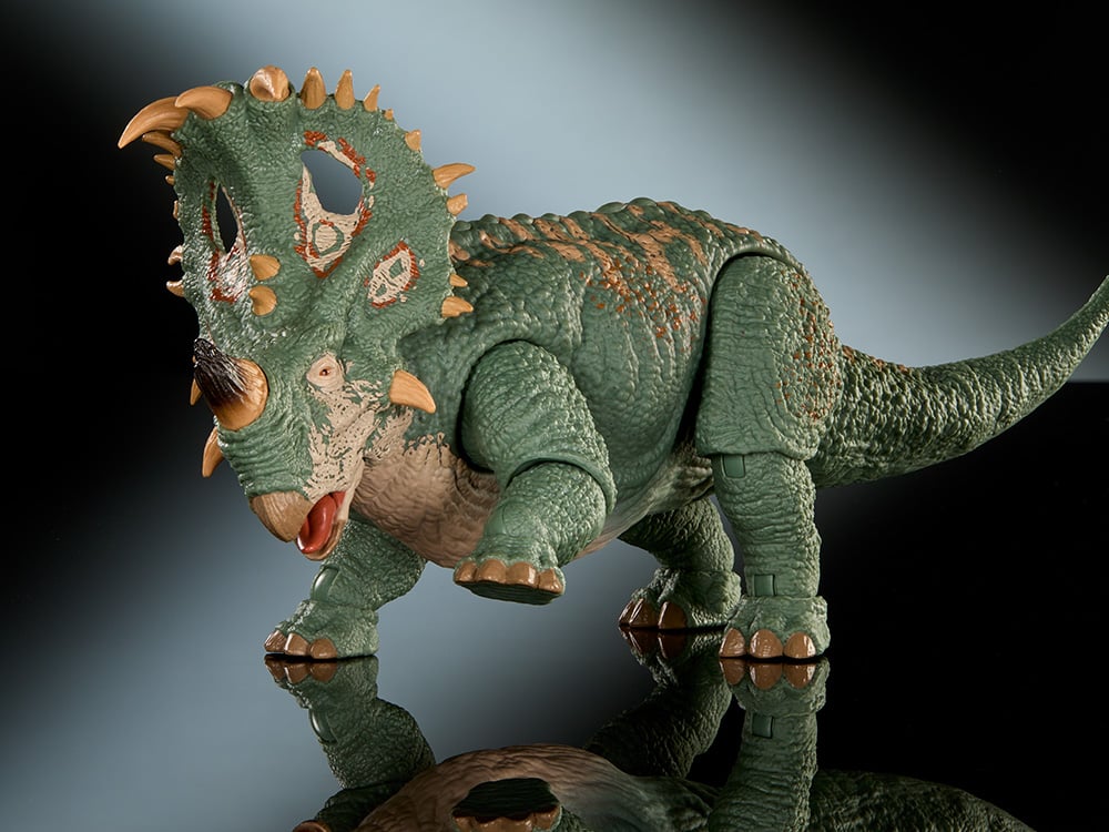 Jurassic World Hammond Collection Sinoceratops Action Figure Gallery Image 1