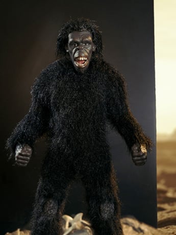 2001: A Space Odyssey Moonwatcher & Monolith 1/6 Scale Diorama Set Gallery Image 2