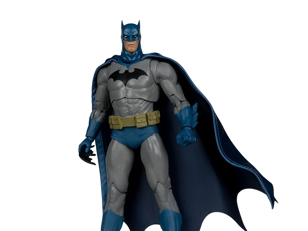 Batman: Hush 2 DC Multiverse Batman Action Figure Gallery Image 1