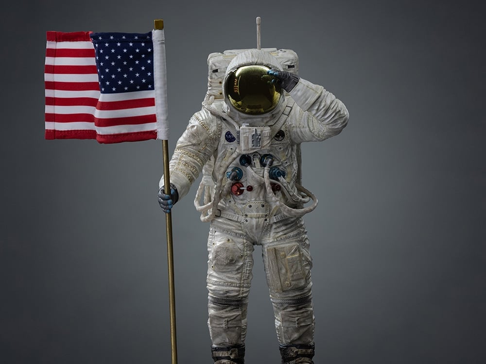 NASA Apollo 11 Astronaut 1/4 Scale Legacy Replica Statue Gallery Image 1
