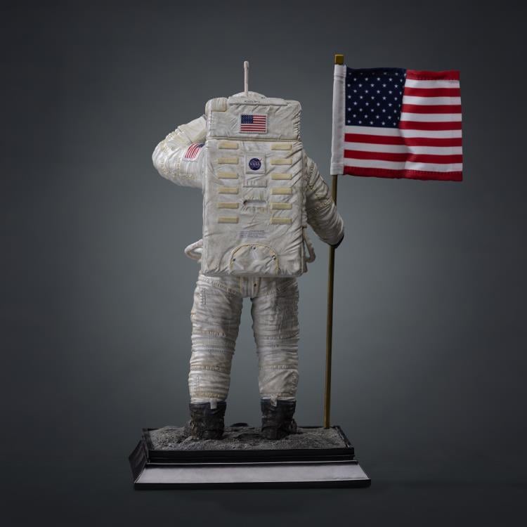 NASA Apollo 11 Astronaut 1/4 Scale Legacy Replica Statue Gallery Image 5
