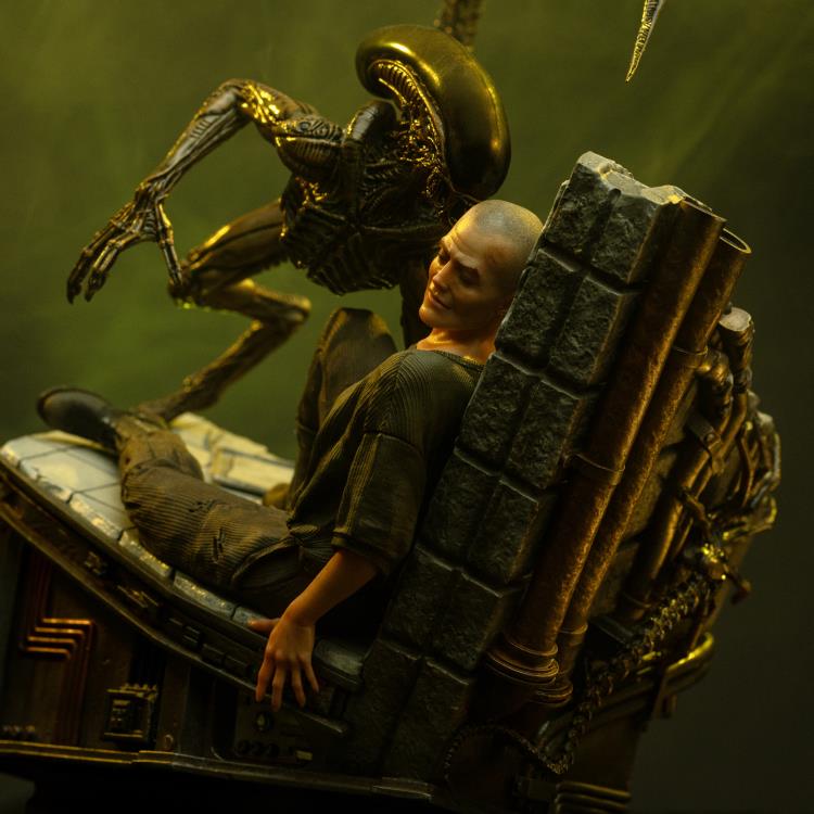 Alien 3 Ellen Ripley and Dog Alien 1/10 Art Scale Statue Gallery Image 7