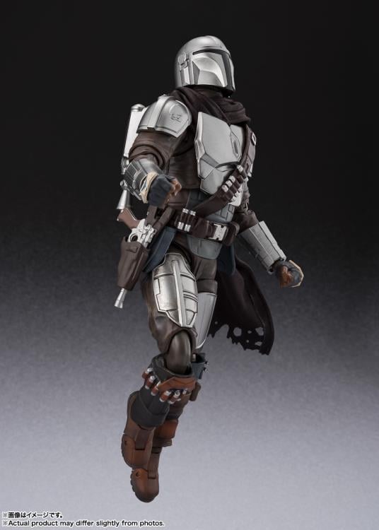 Star Wars: The Mandalorian & Grogu S.H.Figuarts The Mandalorian & Grogu Action Figure Set Gallery Image 6